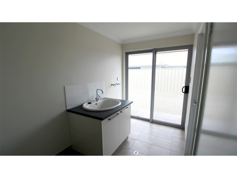 35 Hamelin Avenue, Jurien Bay WA 6516