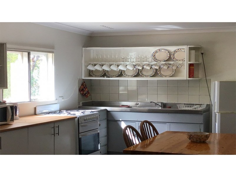 4 Battersby, Green Head WA 6514