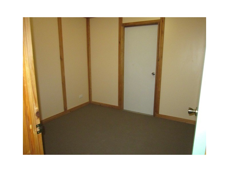 2 Coubrough Place, Jurien Bay WA 6516