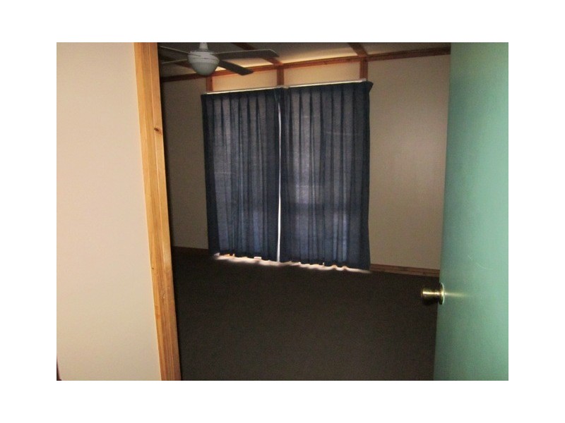 2 Coubrough Place, Jurien Bay WA 6516