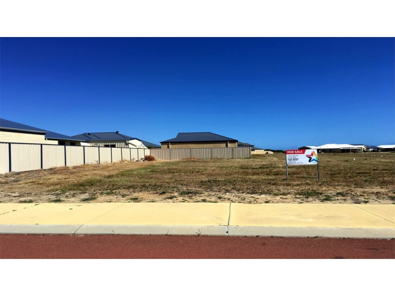 10 Middleton Avenue, Jurien Bay WA 6516