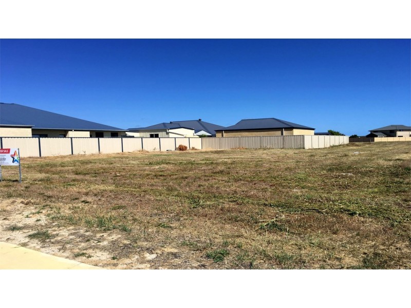 10 Middleton Avenue, Jurien Bay WA 6516