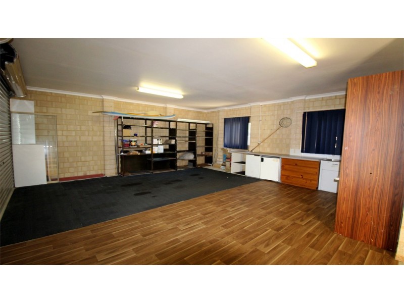 18 Casuarina Crescent, Jurien Bay WA 6516