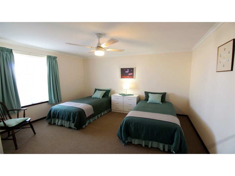 54 Shearwater Drive, Jurien Bay WA 6516