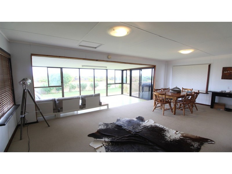 26 Bluewater Drive, Jurien Bay WA 6516
