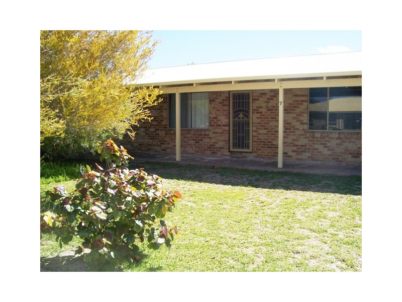 7 ESSEX STREET, Jurien Bay WA 6516