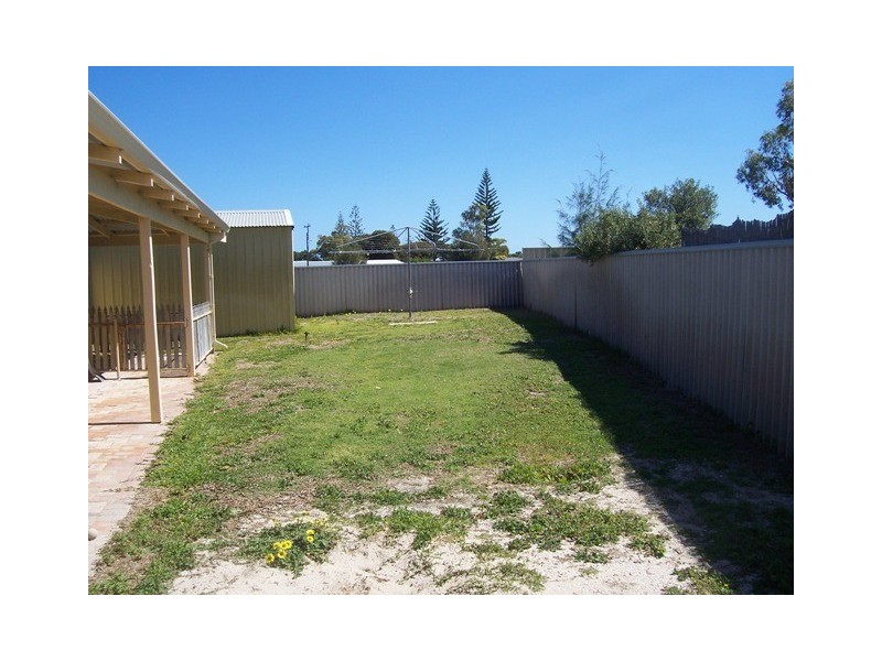7 ESSEX STREET, Jurien Bay WA 6516