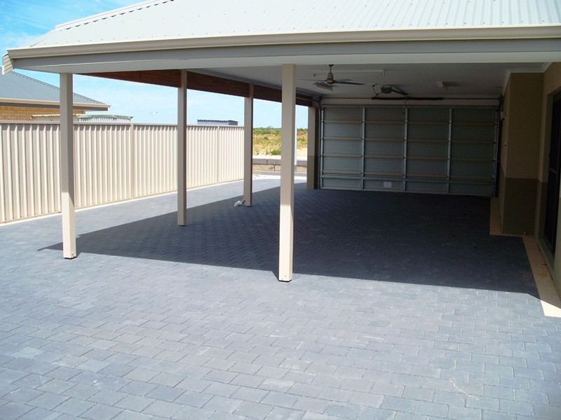 5 Miami Way, Jurien Bay WA 6516