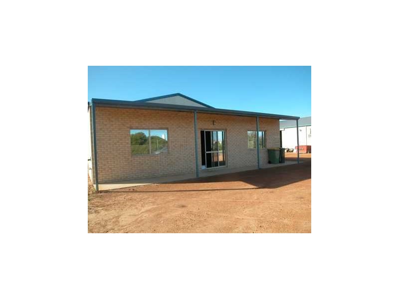 Unit 5 Cnr Gypsum Street and Limestone Way, Jurien Bay WA 6516