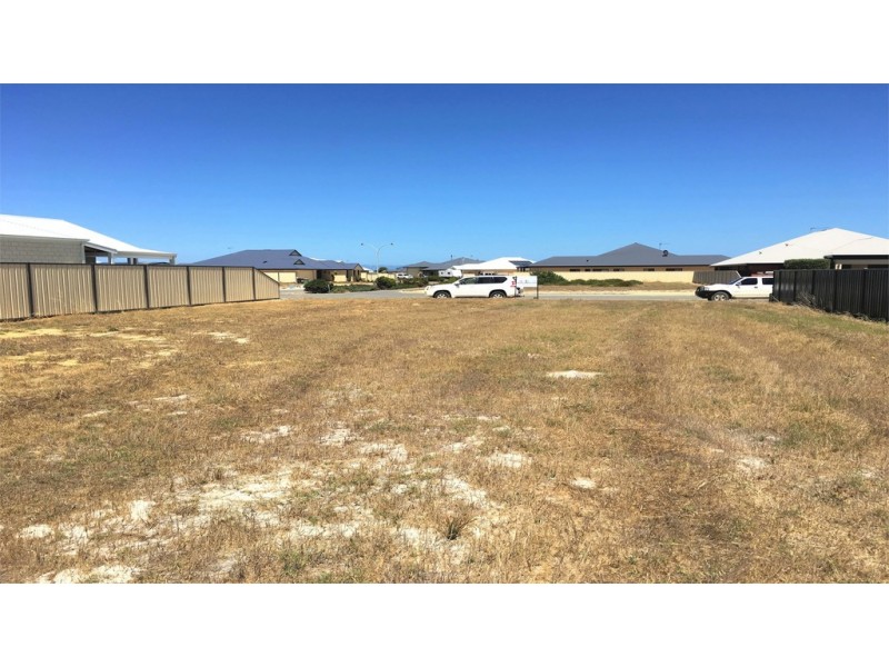 9 Adriana Parade, Jurien Bay WA 6516