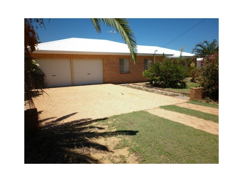 10 Tuart Street, Leeman WA 6514