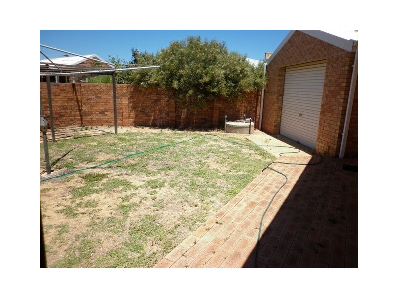 10 Tuart Street, Leeman WA 6514