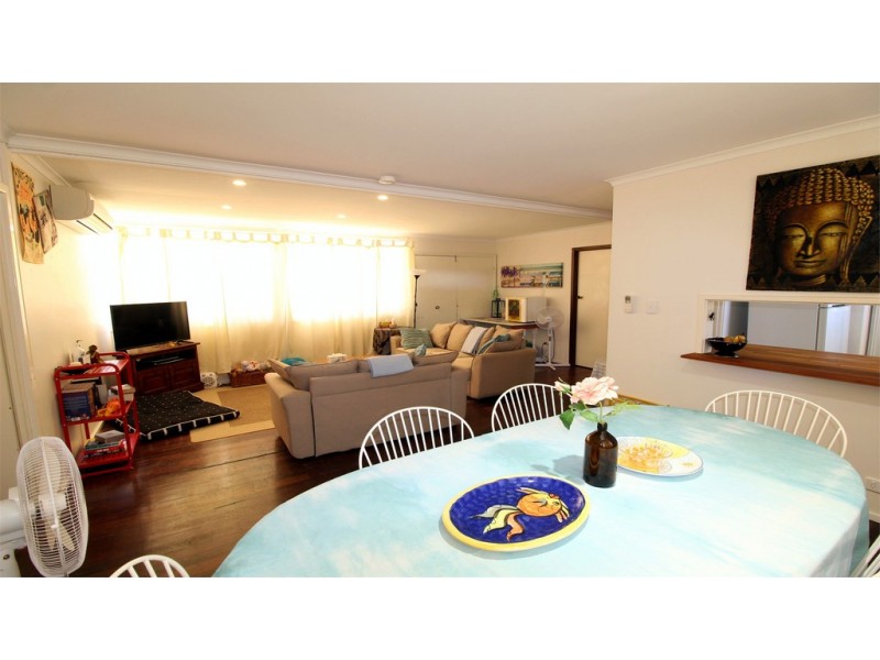 4 Whitfield Street, Jurien Bay WA 6516