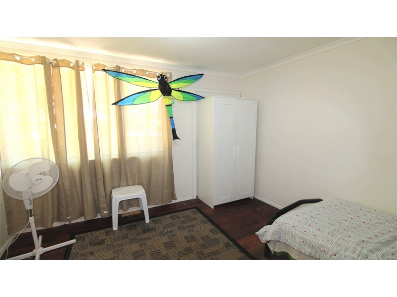 4 Whitfield Street, Jurien Bay WA 6516