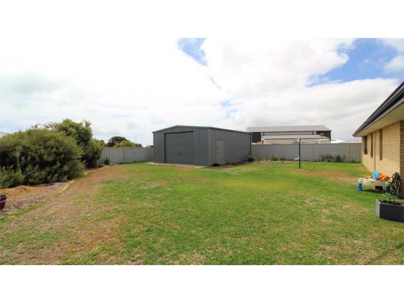 44 Adriana Parade, Jurien Bay WA 6516