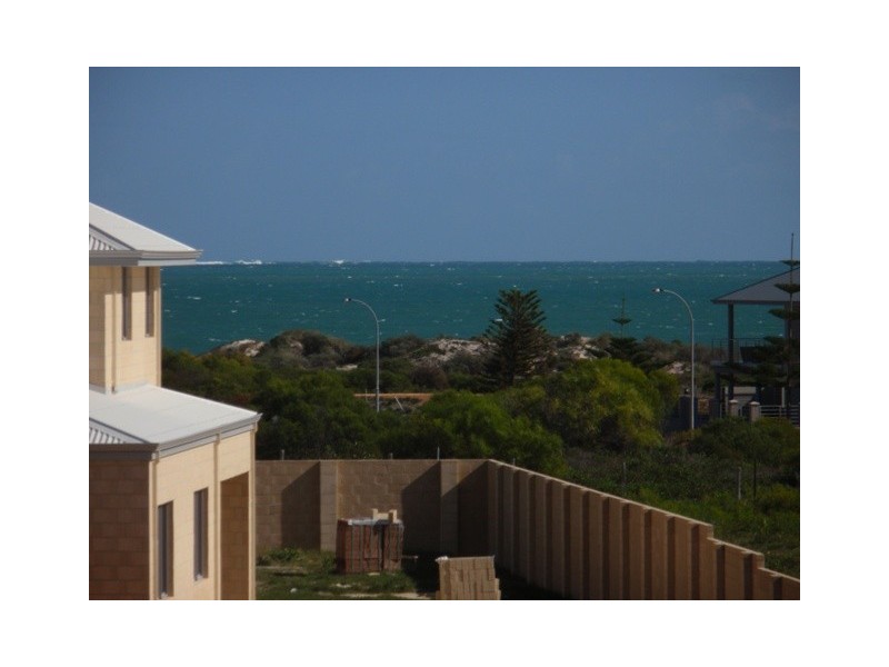 9 Karleen Lane, Jurien Bay WA 6516