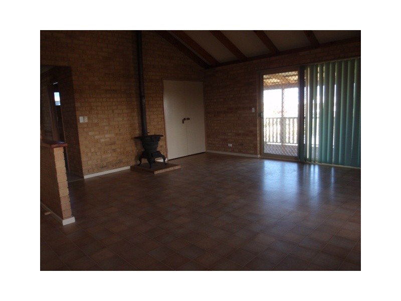 9 Karleen Lane, Jurien Bay WA 6516