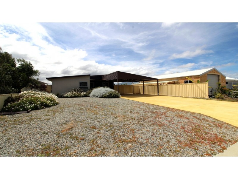 7 Pamplona Crescent, Cervantes WA 6511