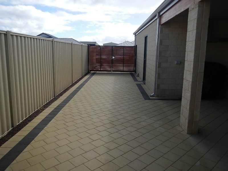 35 Dryandra Boulevard, Jurien Bay WA 6516