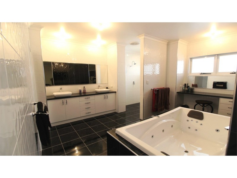 7 Drosera Way, Jurien Bay WA 6516