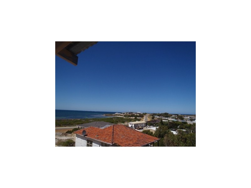 4 Bingham Street, Green Head WA 6514
