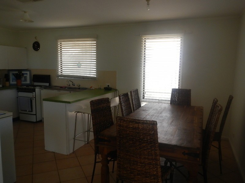 32 Thomas Street, Leeman WA 6514