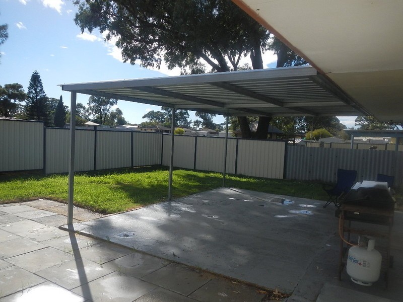 32 Thomas Street, Leeman WA 6514