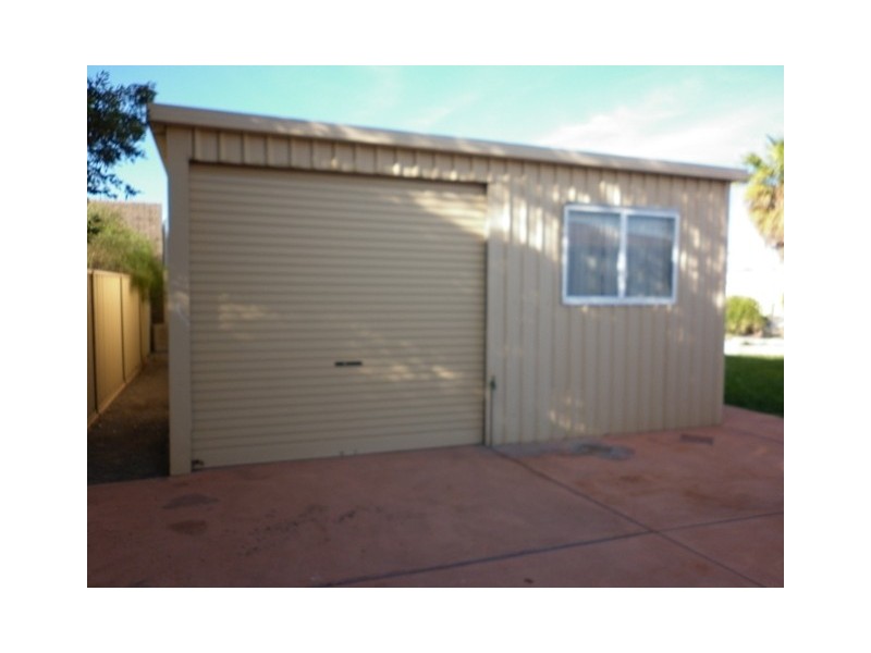 7 Shearwater Drive, Jurien Bay WA 6516