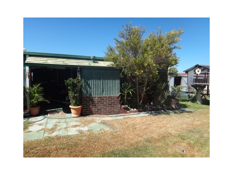 6A Heitman Close, Jurien Bay WA 6516