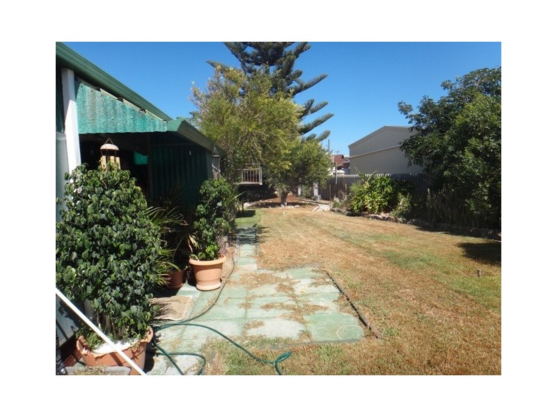 6A Heitman Close, Jurien Bay WA 6516