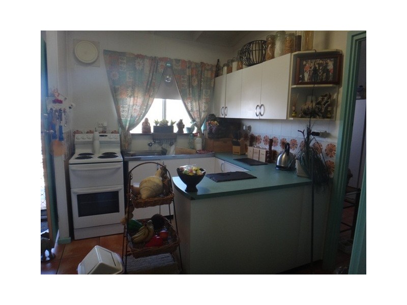 6A Heitman Close, Jurien Bay WA 6516