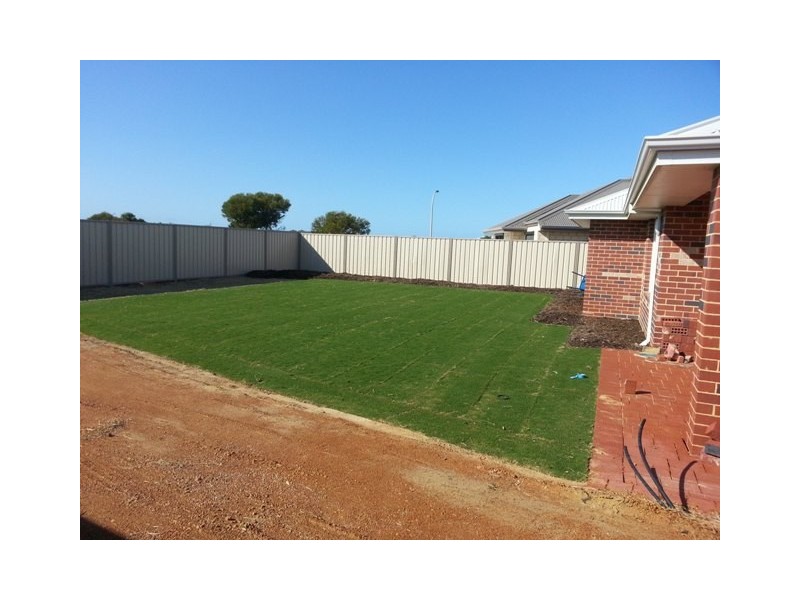 17 Parakeet Bend, Jurien Bay WA 6516