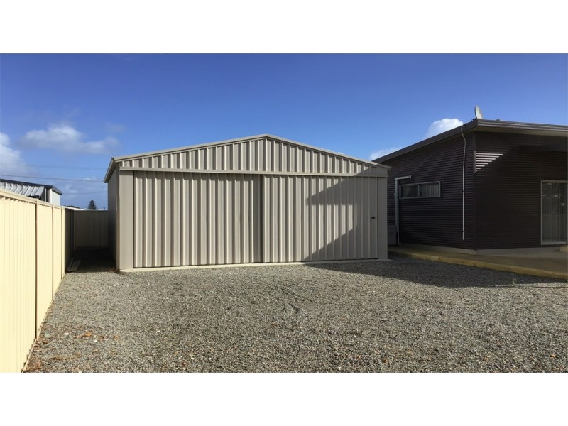 4 Pamplona Crescent, Cervantes WA 6511