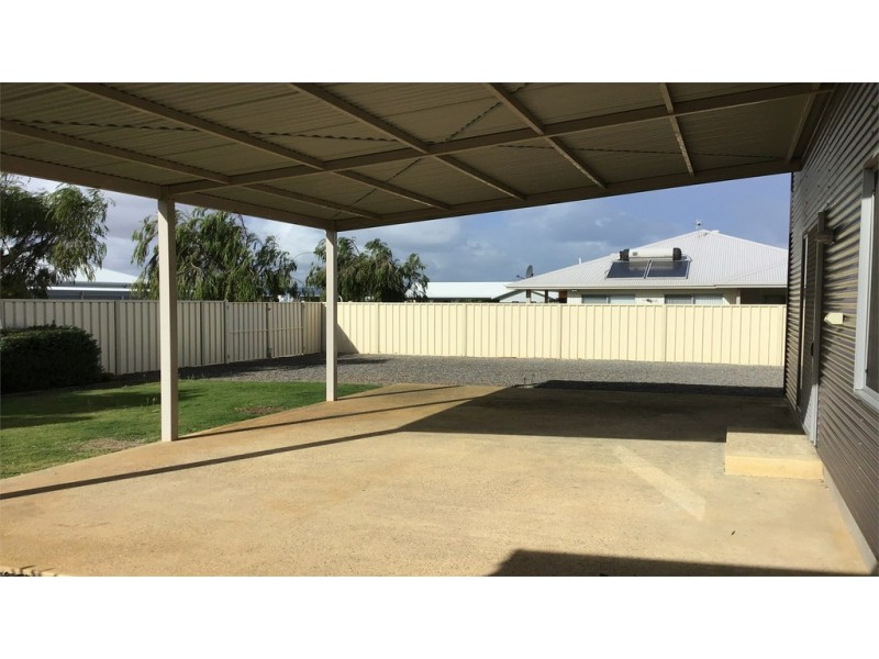 4 Pamplona Crescent, Cervantes WA 6511