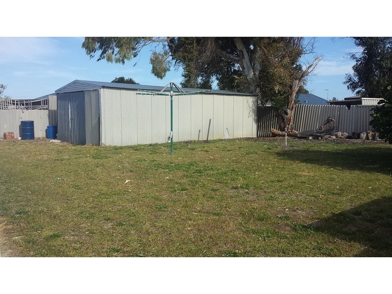 11 Lindsay Street, Jurien Bay WA 6516