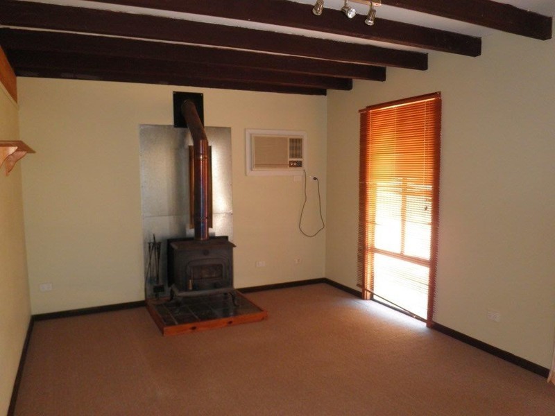 39 Whitlock Loop, Jurien Bay WA 6516