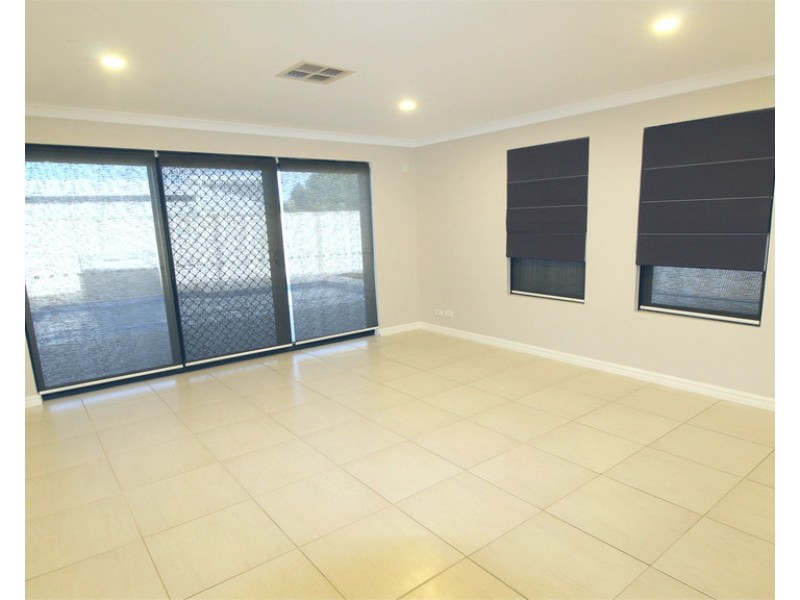 19 Parakeet  Bend, Jurien Bay WA 6516