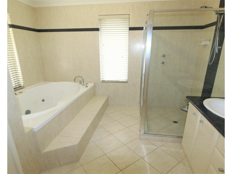 19 Parakeet  Bend, Jurien Bay WA 6516