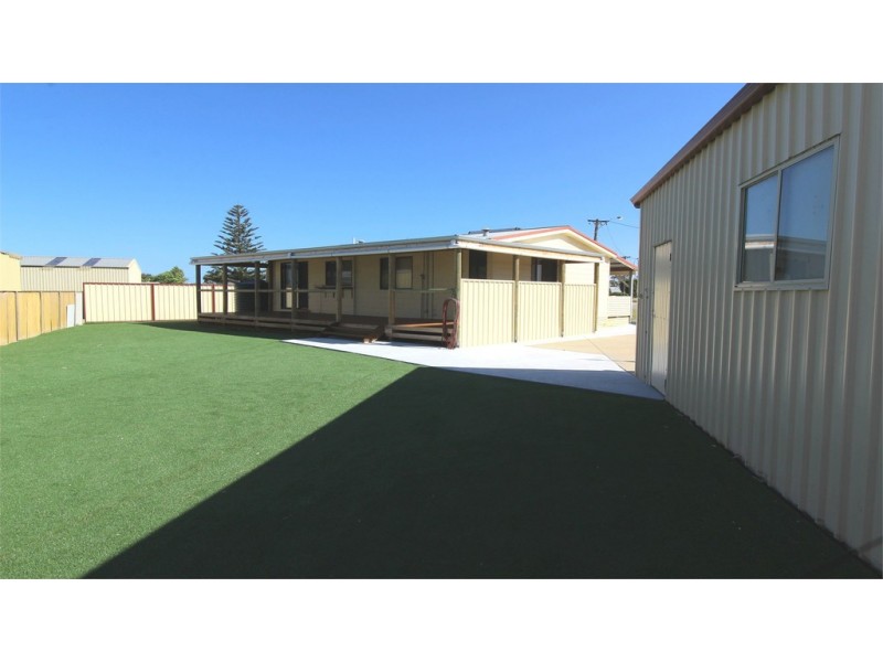 12 Heitman Close, Jurien Bay WA 6516
