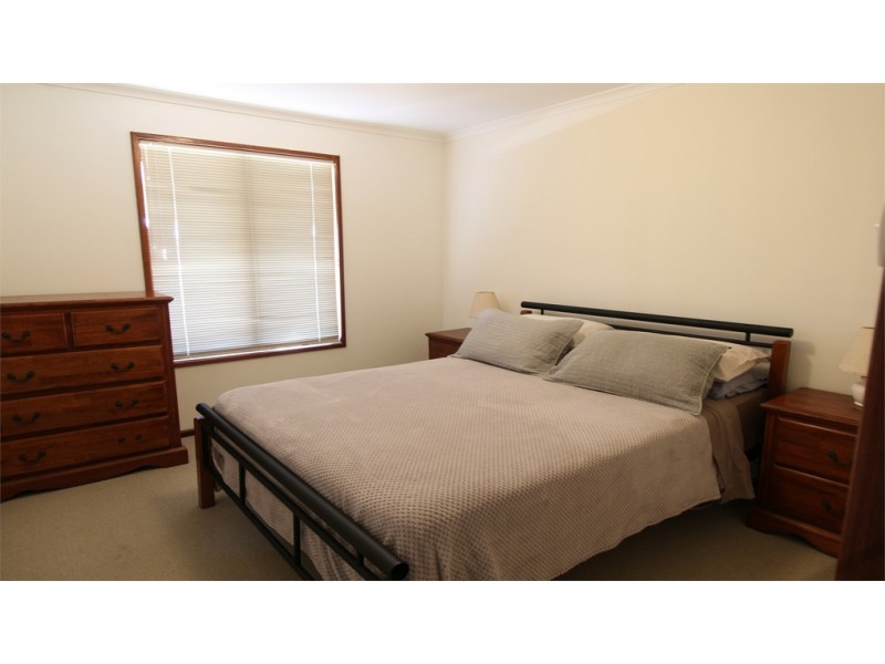 12 Heitman Close, Jurien Bay WA 6516