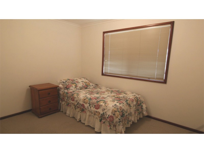 12 Heitman Close, Jurien Bay WA 6516