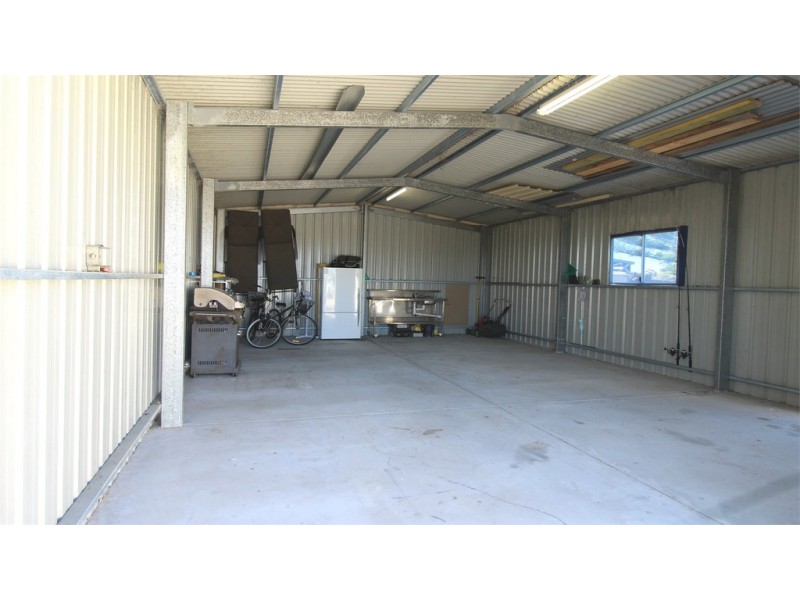 12 Heitman Close, Jurien Bay WA 6516