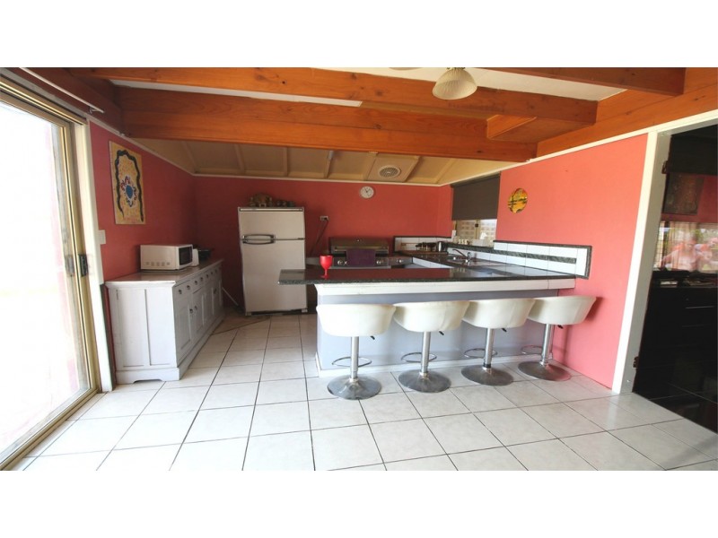 17 Heales Way, Green Head WA 6514