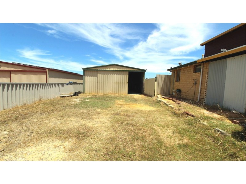 17 Heales Way, Green Head WA 6514