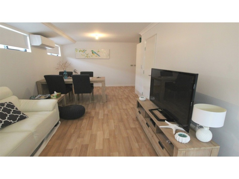 13/5 Moonlight Crescent, Jurien Bay WA 6516