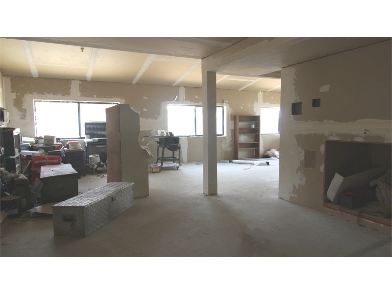 7 White Court, Eneabba WA 6518