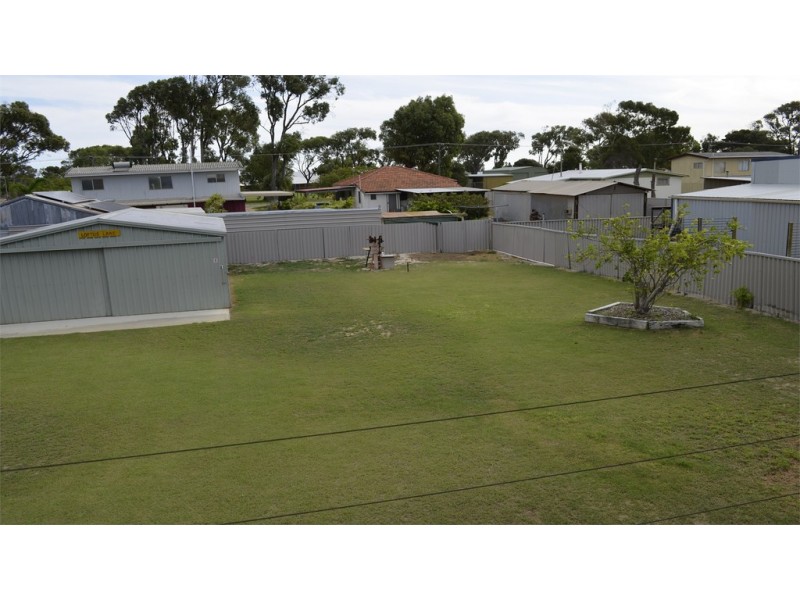 12 Cameron Street, Jurien Bay WA 6516