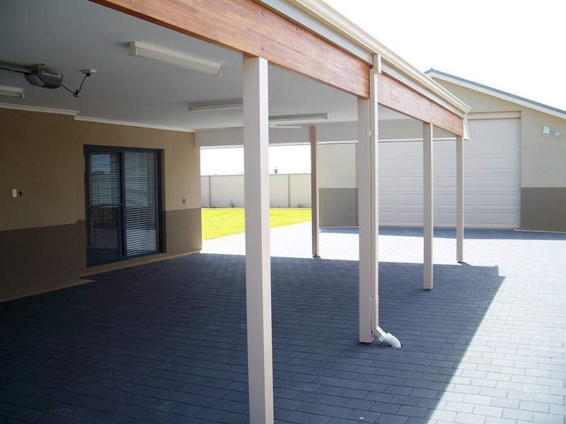 5 MIAMI WAY, Jurien Bay WA 6516