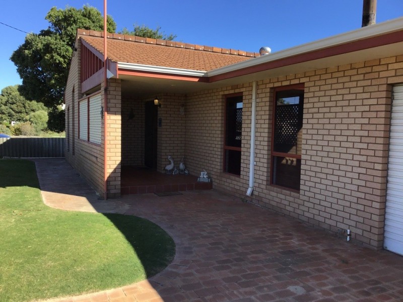 30 Lesueur Drive, Jurien Bay WA 6516