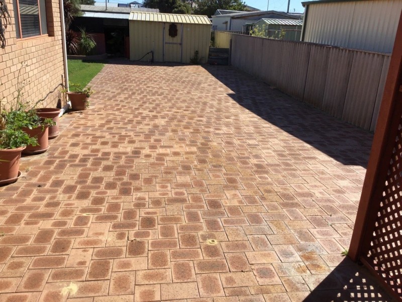 30 Lesueur Drive, Jurien Bay WA 6516